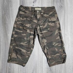 Vintage Y2K Nori Army Green Camo Shorts Long Shorts Womens Size 3